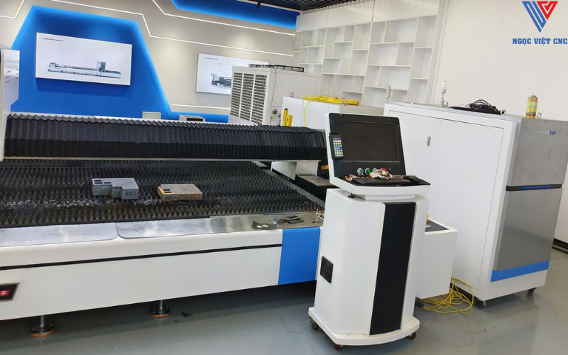 tai-sao-nen-chon-may-cat-laser-fiber-cnc-dong-h