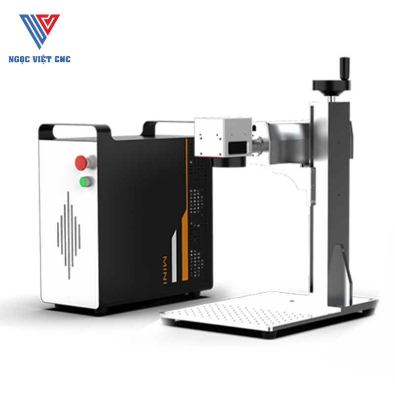 khac-laser-fiber-tren-vat-lieu-kim-loai-mong-tao-cac-hoa-tiet-tinh-xao-cho-do-gia-dung-1