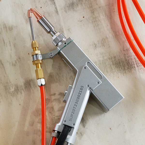 may-han-laser-fiber-cam-tay-2-4